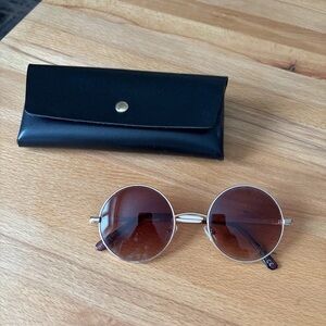 Elegant Silver Sunglasses with Brown Lenses